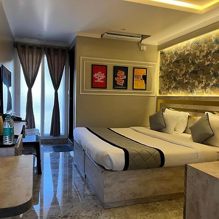 Hotel Lg Suites Bangalore Extérieur photo