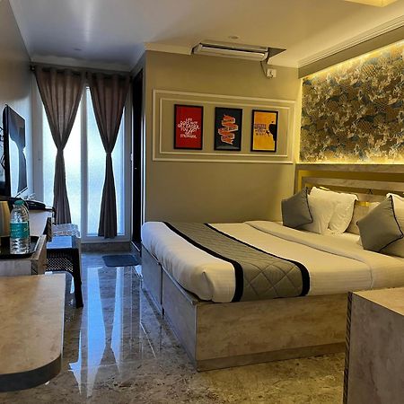 Hotel Lg Suites Bangalore Extérieur photo