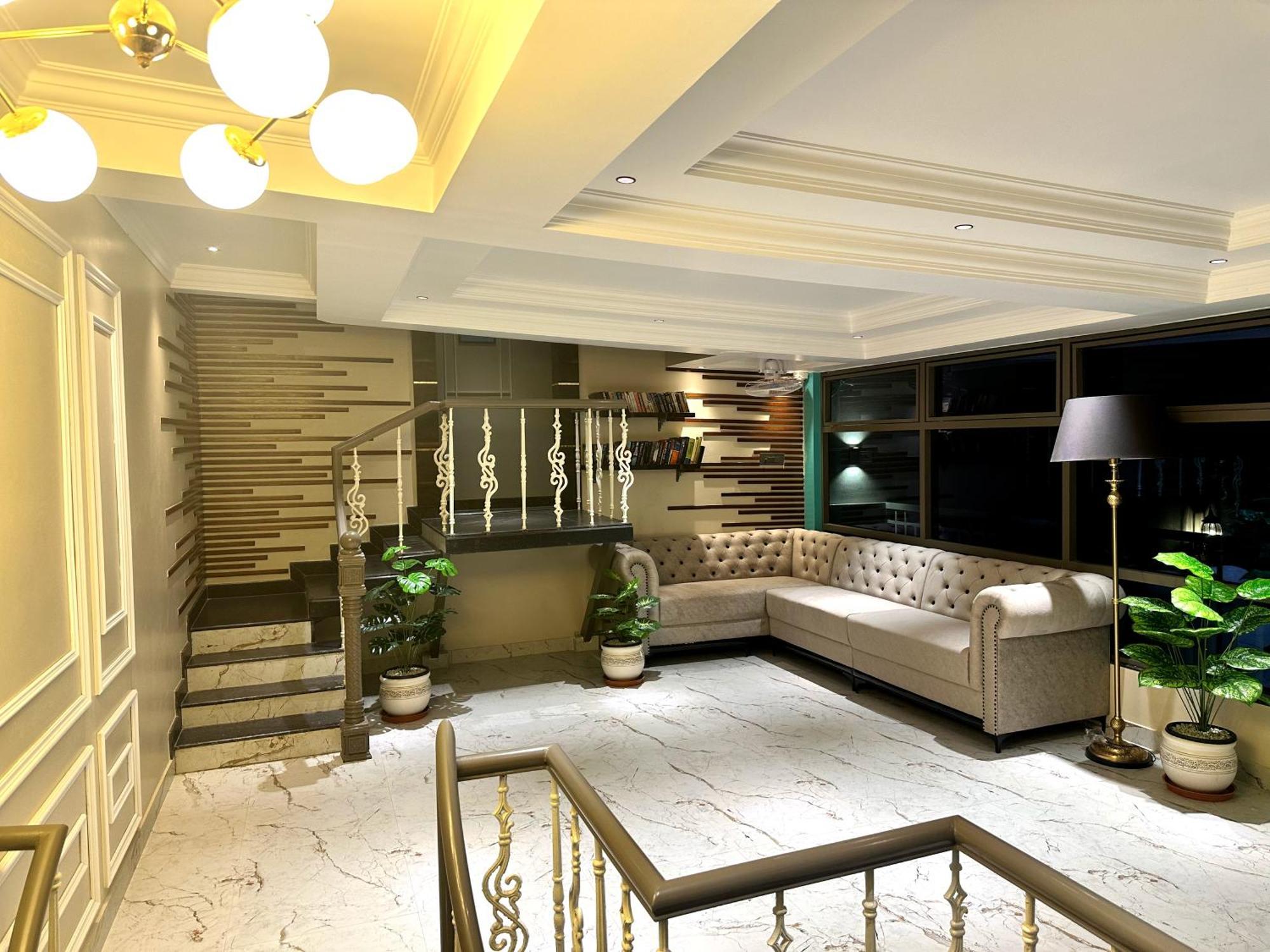 Hotel Lg Suites Bangalore Extérieur photo